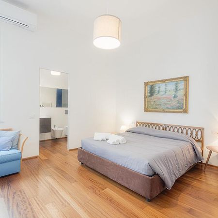 Right House Splendid Harbour View Apartment Cagliari Exterior photo